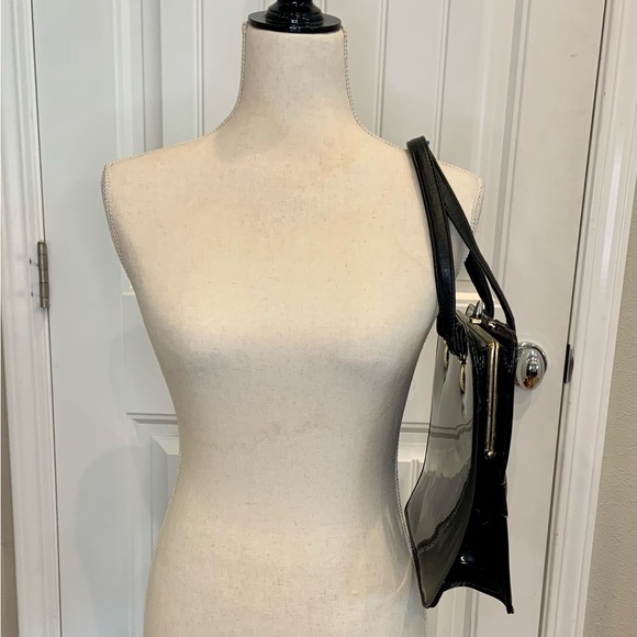 Berne of California Vintage 1960s mod black faux patent leather handbag - Picture 2 of 4